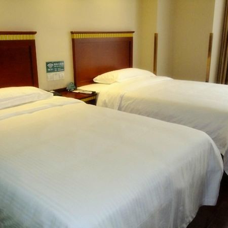 Greentree Inn Jiujiang Railway Station Business Hotel Eksteriør billede